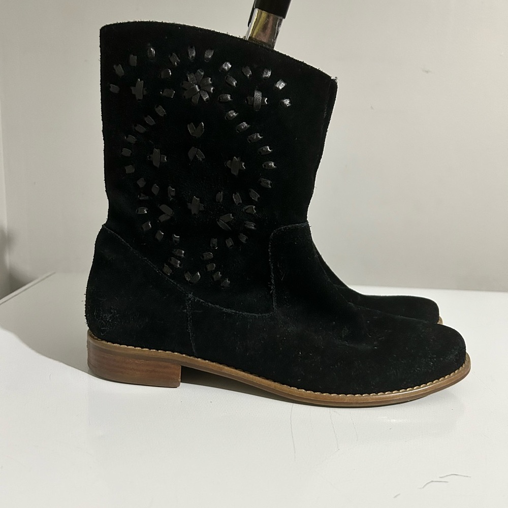 Women’s ankle boots